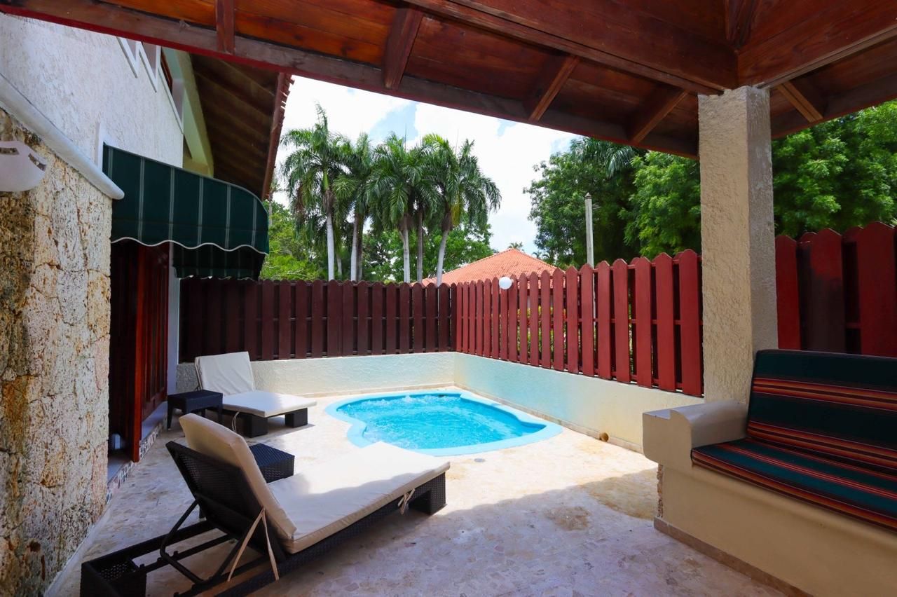 Terraza de la piscina