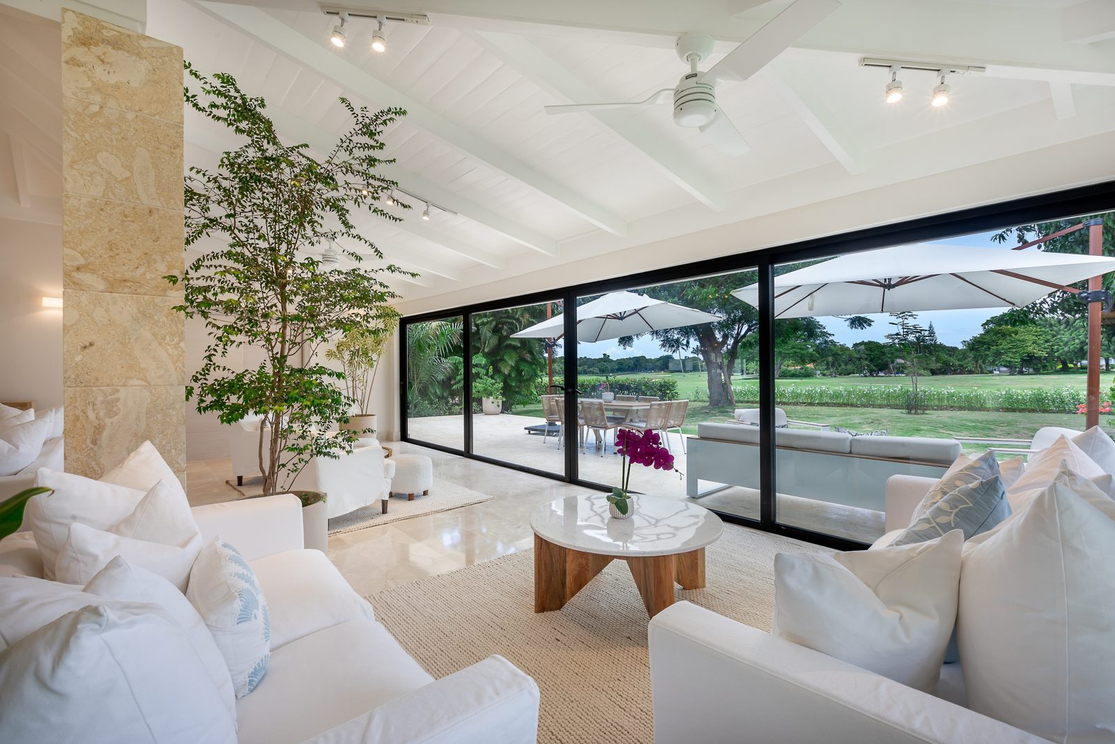 Terraza con vista al golf