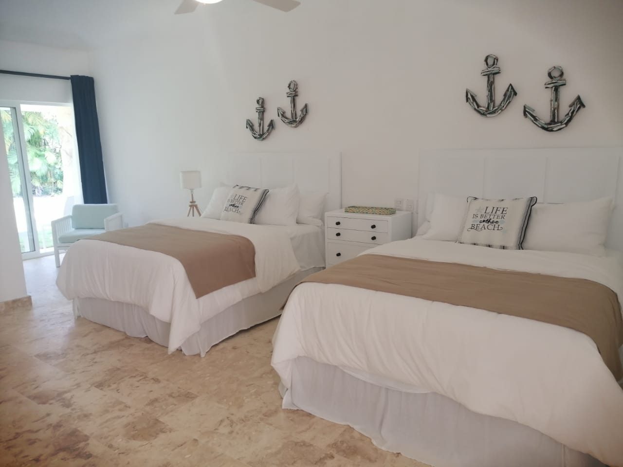 Habitación con dos camas